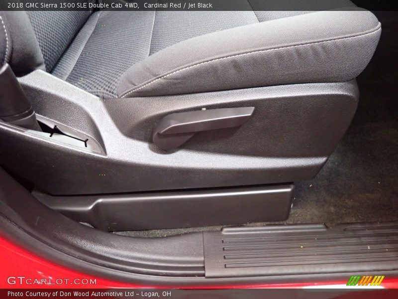 Cardinal Red / Jet Black 2018 GMC Sierra 1500 SLE Double Cab 4WD