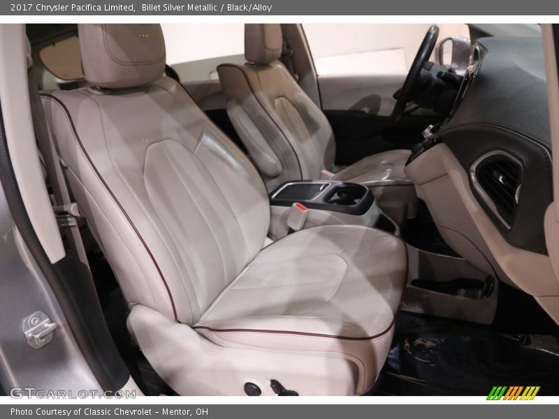 Billet Silver Metallic / Black/Alloy 2017 Chrysler Pacifica Limited