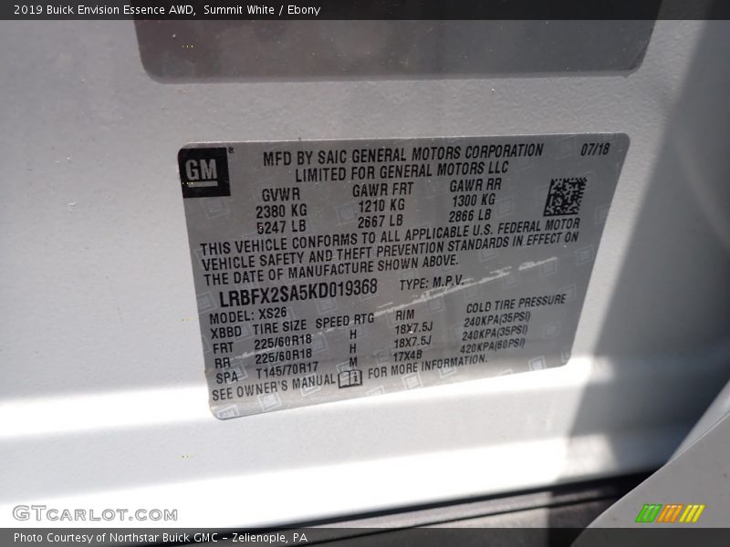 Summit White / Ebony 2019 Buick Envision Essence AWD