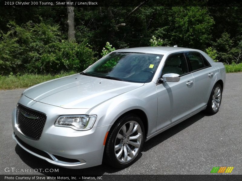 Silver Mist / Linen/Black 2019 Chrysler 300 Touring