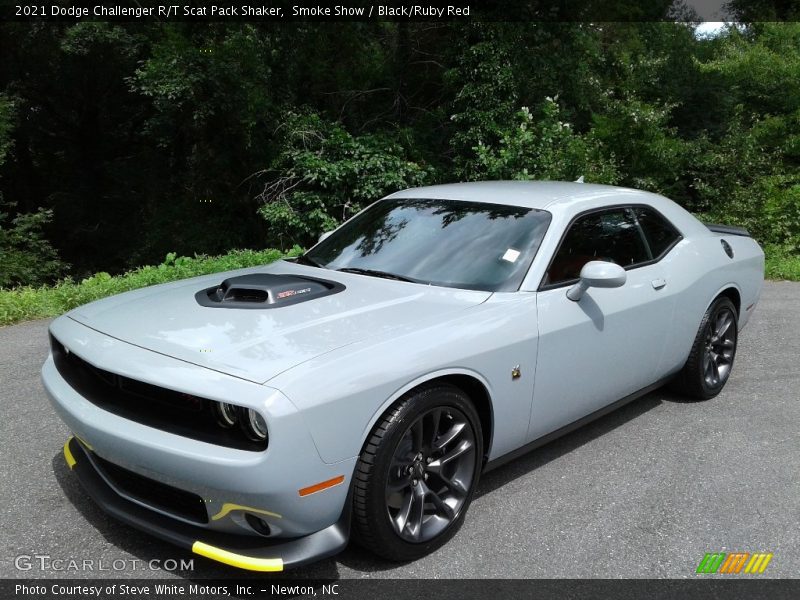 Front 3/4 View of 2021 Challenger R/T Scat Pack Shaker