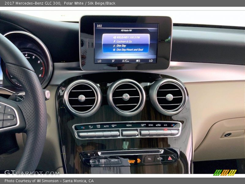 Polar White / Silk Beige/Black 2017 Mercedes-Benz GLC 300