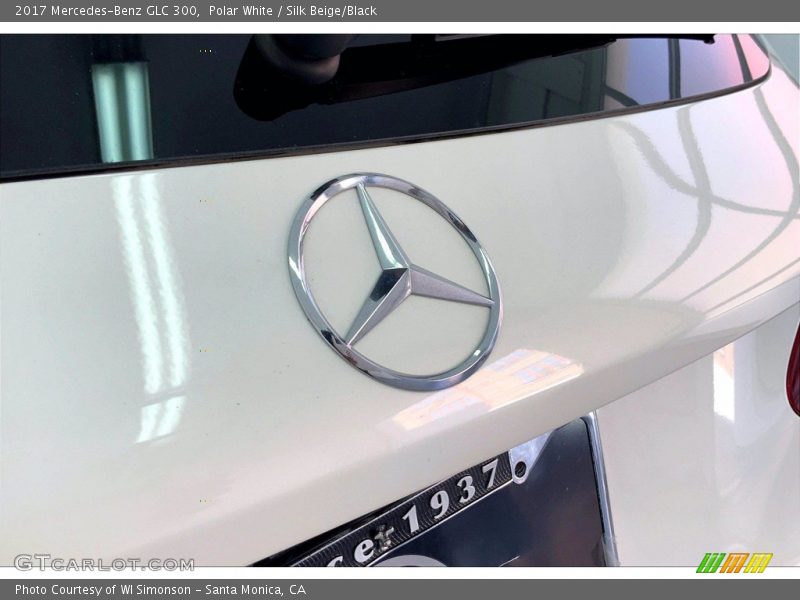Polar White / Silk Beige/Black 2017 Mercedes-Benz GLC 300