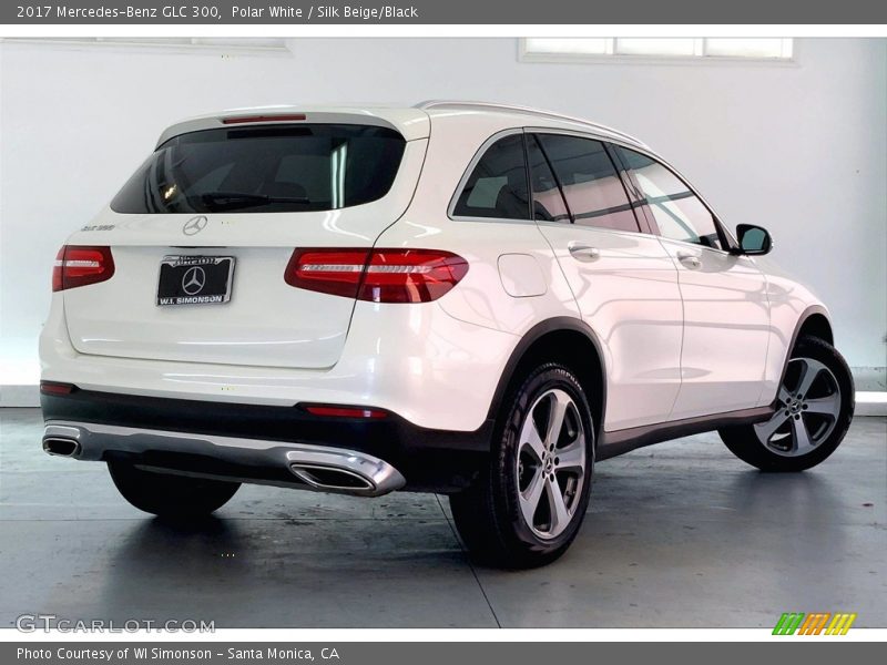 Polar White / Silk Beige/Black 2017 Mercedes-Benz GLC 300