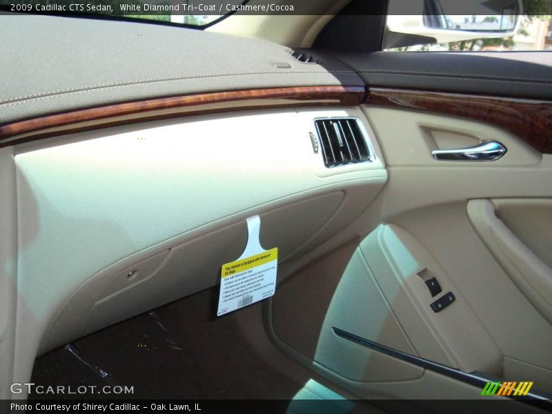 White Diamond Tri-Coat / Cashmere/Cocoa 2009 Cadillac CTS Sedan