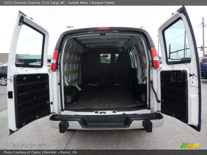 Summit White / Medium Pewter 2020 Chevrolet Express 2500 Cargo WT