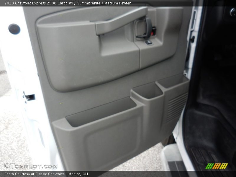Summit White / Medium Pewter 2020 Chevrolet Express 2500 Cargo WT