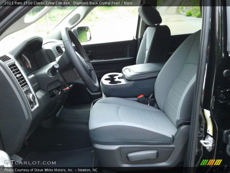 Diamond Black Crystal Pearl / Black 2021 Ram 1500 Classic Crew Cab 4x4