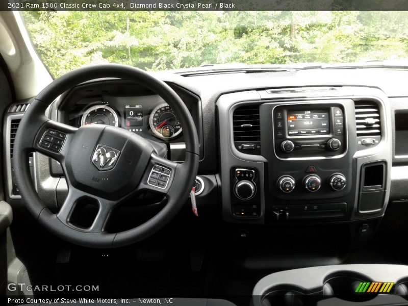 Diamond Black Crystal Pearl / Black 2021 Ram 1500 Classic Crew Cab 4x4
