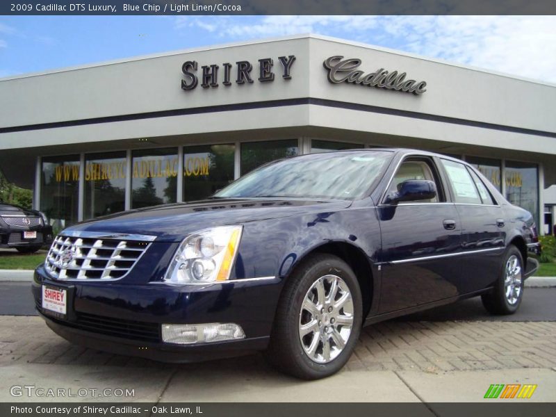 Blue Chip / Light Linen/Cocoa 2009 Cadillac DTS Luxury