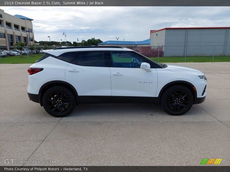 Summit White / Jet Black 2019 Chevrolet Blazer 2.5L Cloth