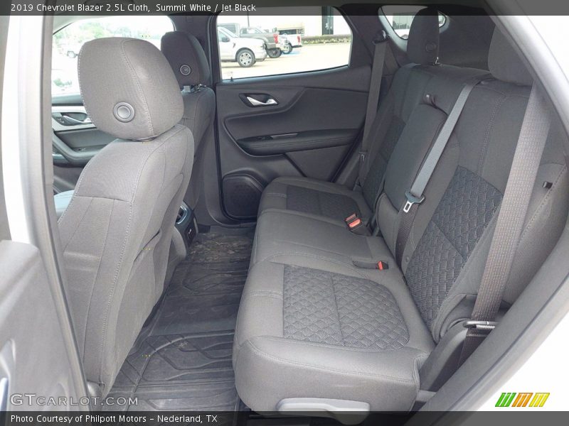 Summit White / Jet Black 2019 Chevrolet Blazer 2.5L Cloth