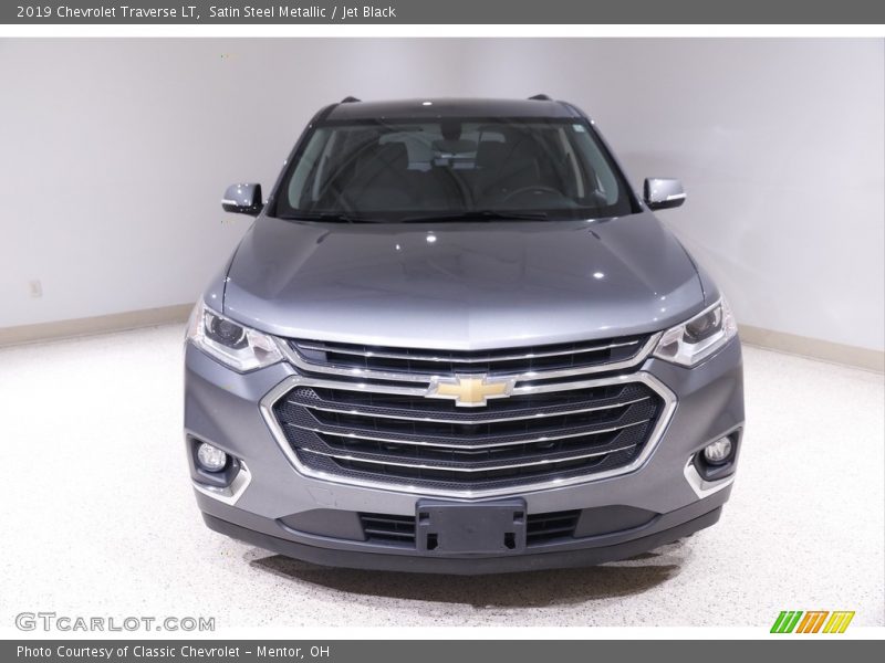 Satin Steel Metallic / Jet Black 2019 Chevrolet Traverse LT