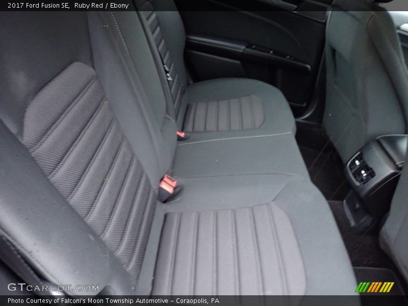 Ruby Red / Ebony 2017 Ford Fusion SE