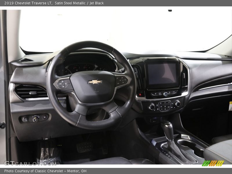 Satin Steel Metallic / Jet Black 2019 Chevrolet Traverse LT