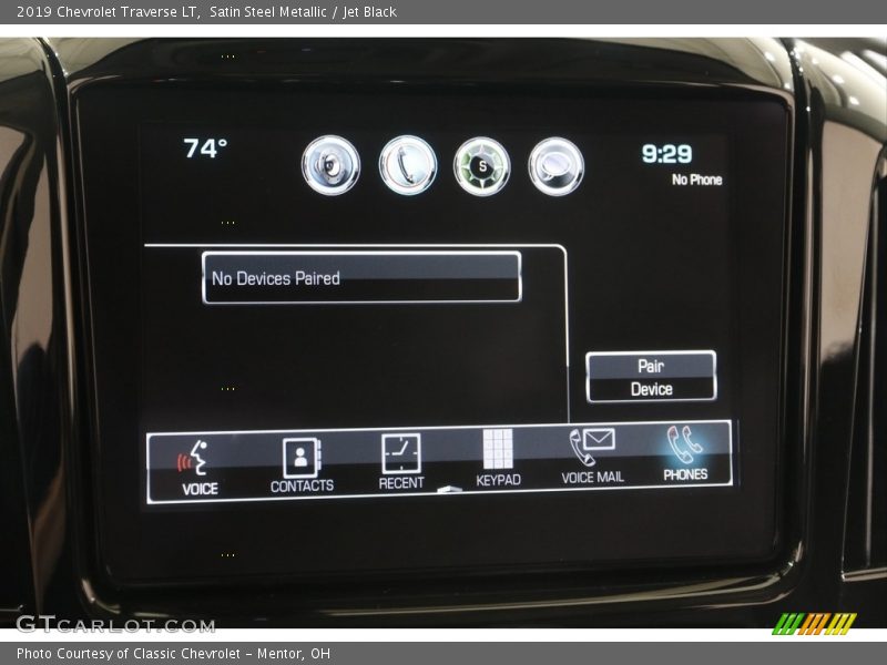 Satin Steel Metallic / Jet Black 2019 Chevrolet Traverse LT
