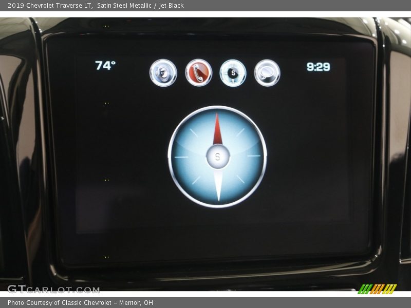 Satin Steel Metallic / Jet Black 2019 Chevrolet Traverse LT