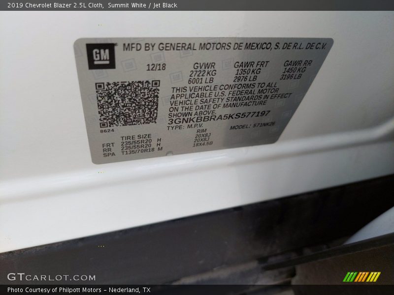 Summit White / Jet Black 2019 Chevrolet Blazer 2.5L Cloth