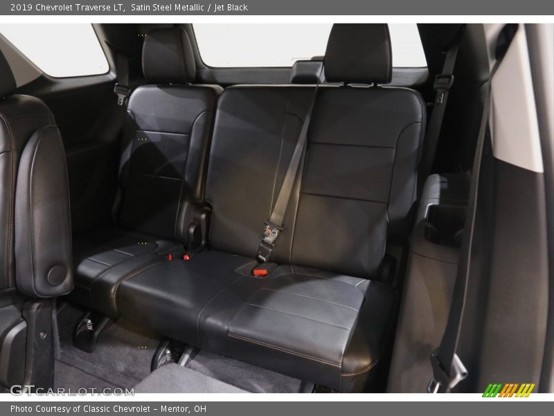 Satin Steel Metallic / Jet Black 2019 Chevrolet Traverse LT