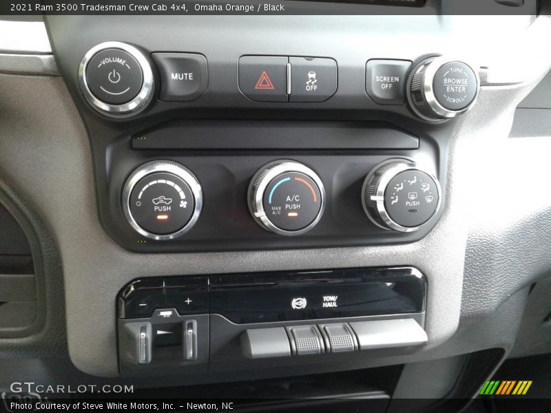 Omaha Orange / Black 2021 Ram 3500 Tradesman Crew Cab 4x4