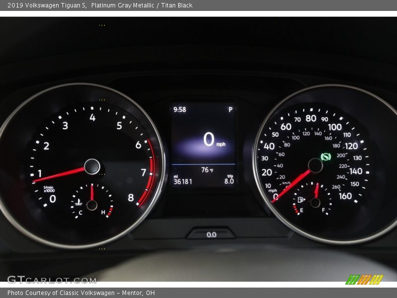 Platinum Gray Metallic / Titan Black 2019 Volkswagen Tiguan S