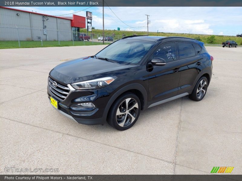 Black Noir Pearl / Black 2018 Hyundai Tucson Value