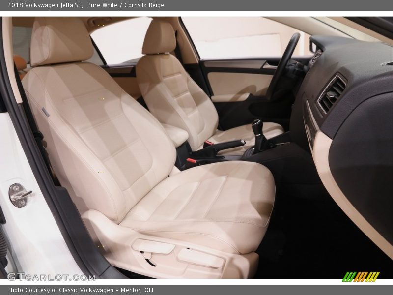 Pure White / Cornsilk Beige 2018 Volkswagen Jetta SE