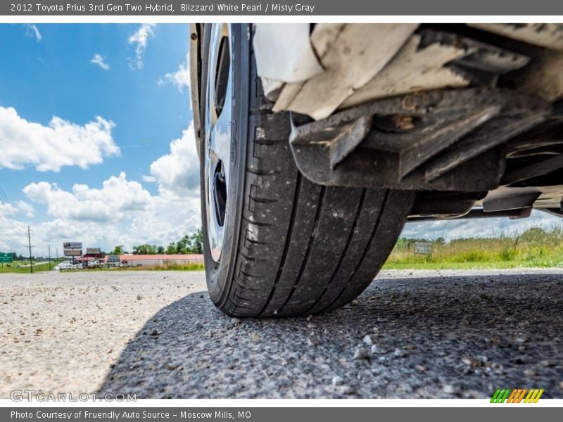 Blizzard White Pearl / Misty Gray 2012 Toyota Prius 3rd Gen Two Hybrid