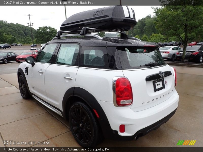 Light White / Black Pearl 2017 Mini Countryman Cooper ALL4
