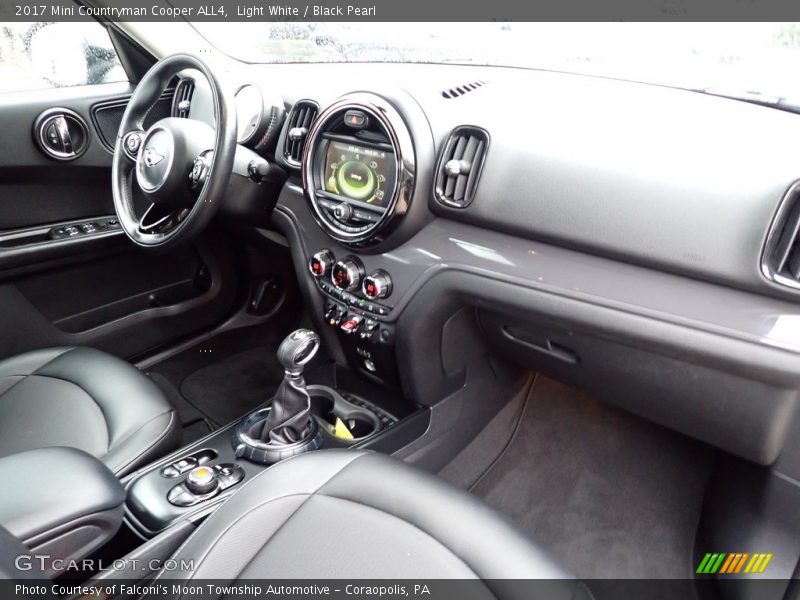Light White / Black Pearl 2017 Mini Countryman Cooper ALL4