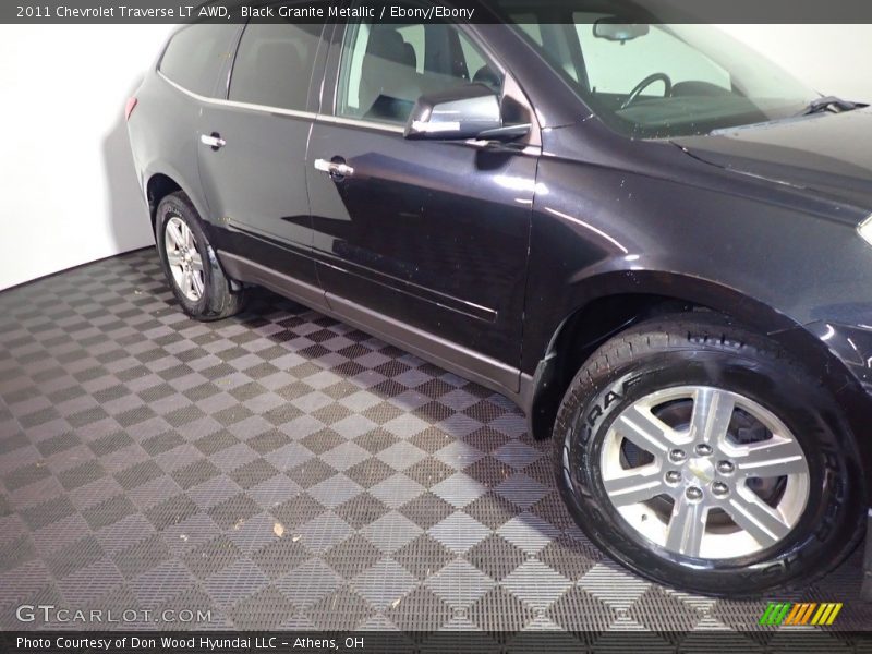 Black Granite Metallic / Ebony/Ebony 2011 Chevrolet Traverse LT AWD