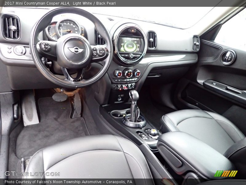 Light White / Black Pearl 2017 Mini Countryman Cooper ALL4
