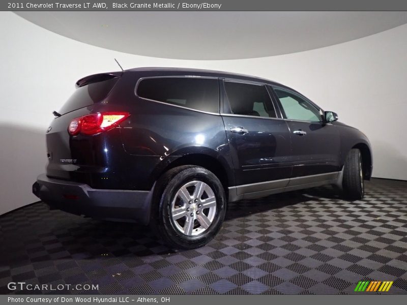 Black Granite Metallic / Ebony/Ebony 2011 Chevrolet Traverse LT AWD
