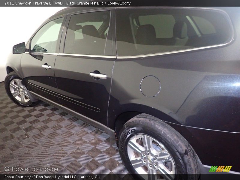 Black Granite Metallic / Ebony/Ebony 2011 Chevrolet Traverse LT AWD