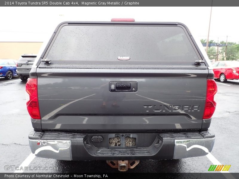 Magnetic Gray Metallic / Graphite 2014 Toyota Tundra SR5 Double Cab 4x4