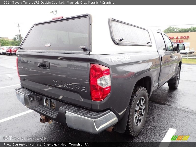 Magnetic Gray Metallic / Graphite 2014 Toyota Tundra SR5 Double Cab 4x4