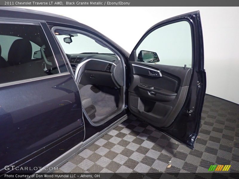 Black Granite Metallic / Ebony/Ebony 2011 Chevrolet Traverse LT AWD