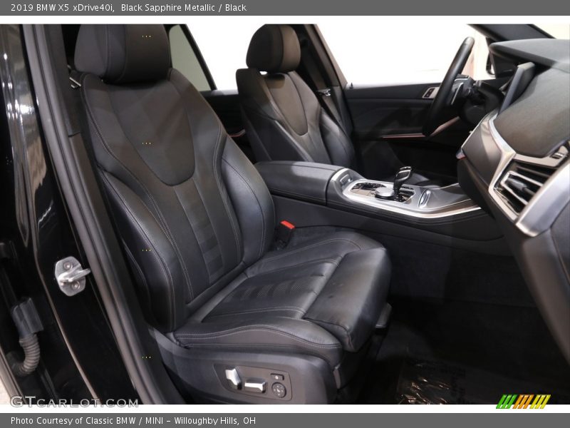 Black Sapphire Metallic / Black 2019 BMW X5 xDrive40i