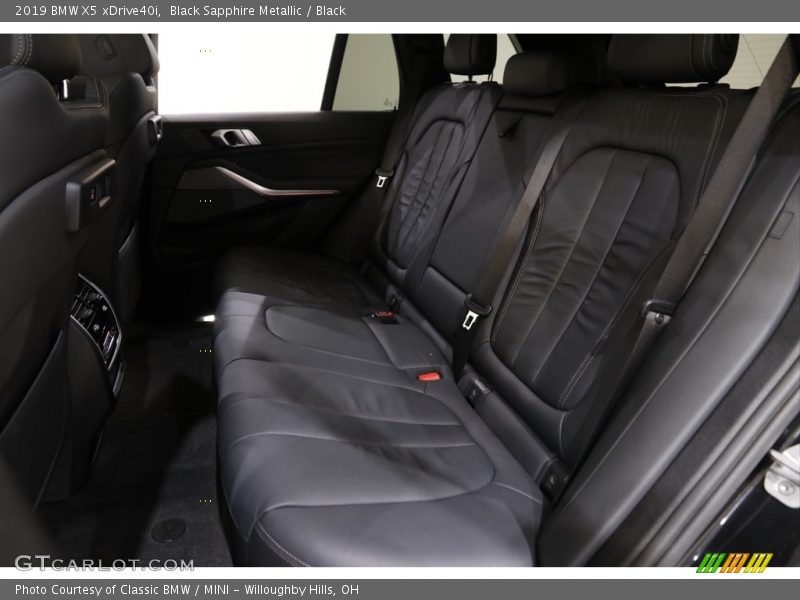 Black Sapphire Metallic / Black 2019 BMW X5 xDrive40i