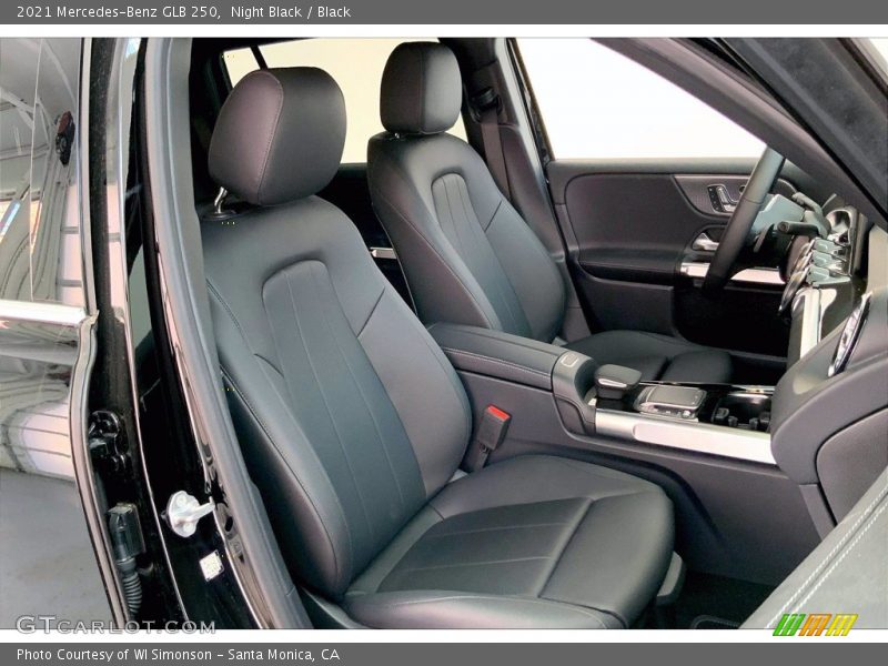 Night Black / Black 2021 Mercedes-Benz GLB 250
