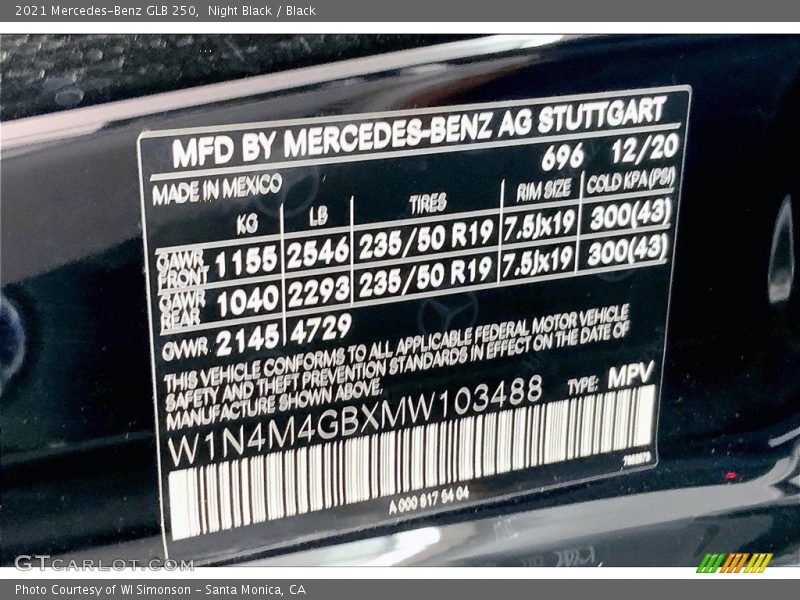 Night Black / Black 2021 Mercedes-Benz GLB 250