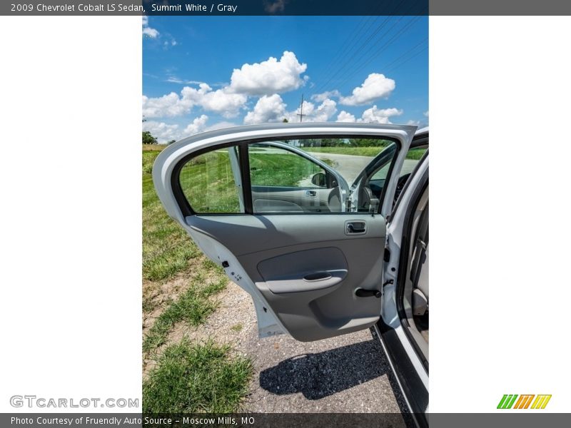 Summit White / Gray 2009 Chevrolet Cobalt LS Sedan