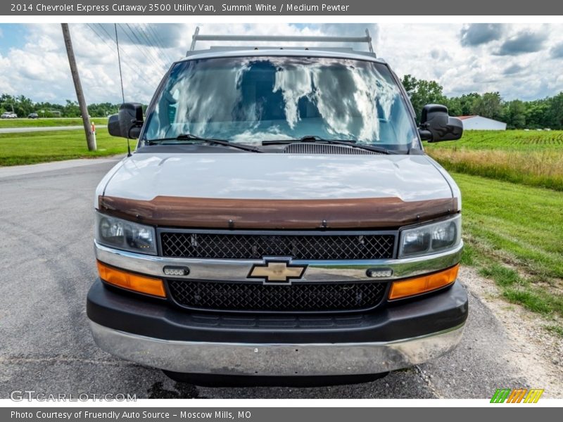 Summit White / Medium Pewter 2014 Chevrolet Express Cutaway 3500 Utility Van