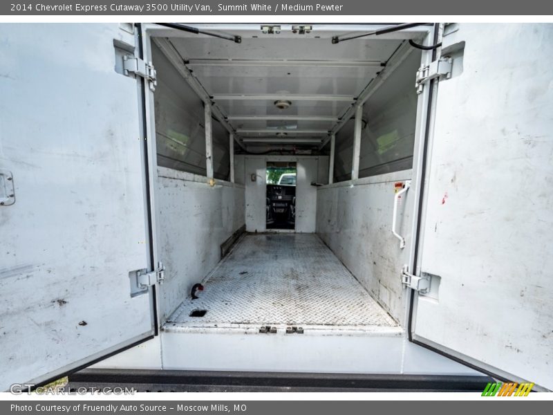 Summit White / Medium Pewter 2014 Chevrolet Express Cutaway 3500 Utility Van