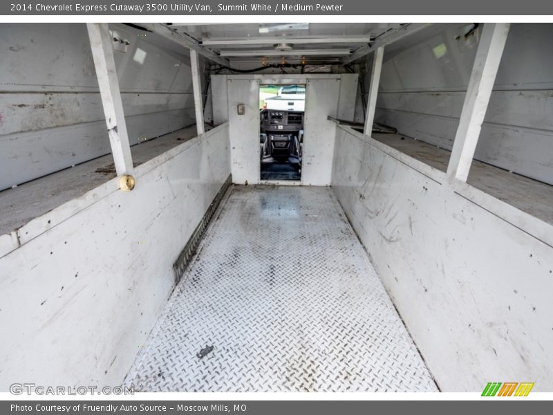 Summit White / Medium Pewter 2014 Chevrolet Express Cutaway 3500 Utility Van