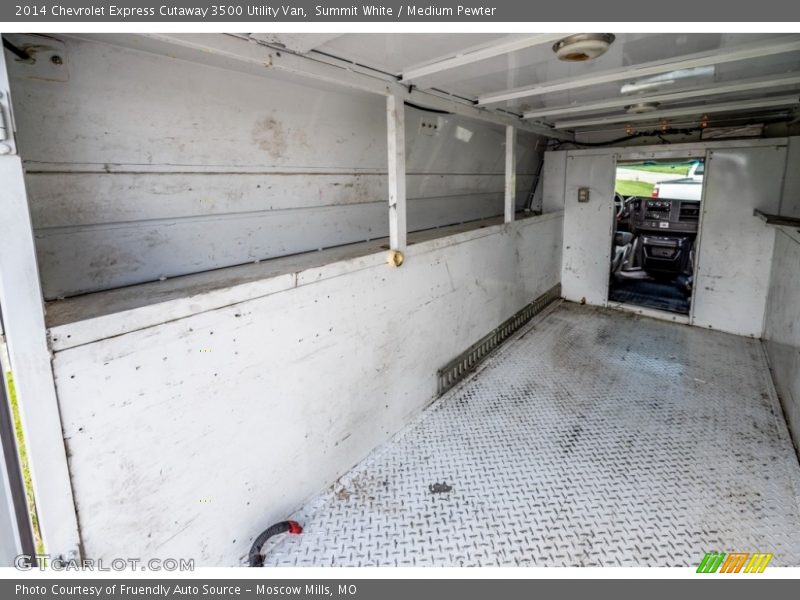Summit White / Medium Pewter 2014 Chevrolet Express Cutaway 3500 Utility Van