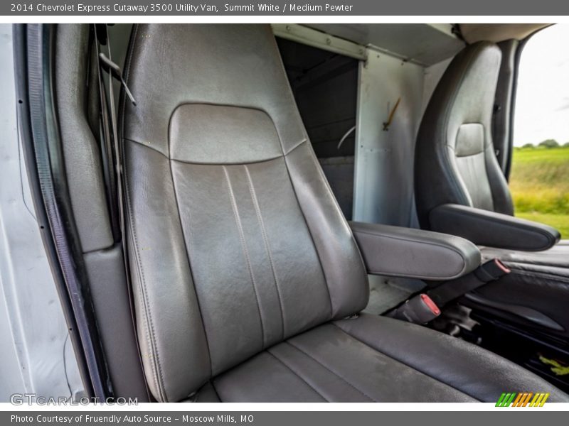 Summit White / Medium Pewter 2014 Chevrolet Express Cutaway 3500 Utility Van
