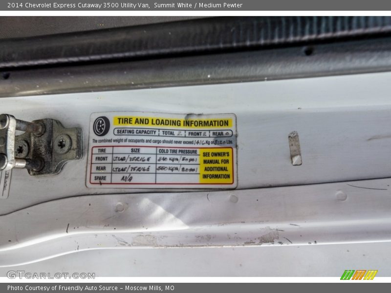 Summit White / Medium Pewter 2014 Chevrolet Express Cutaway 3500 Utility Van