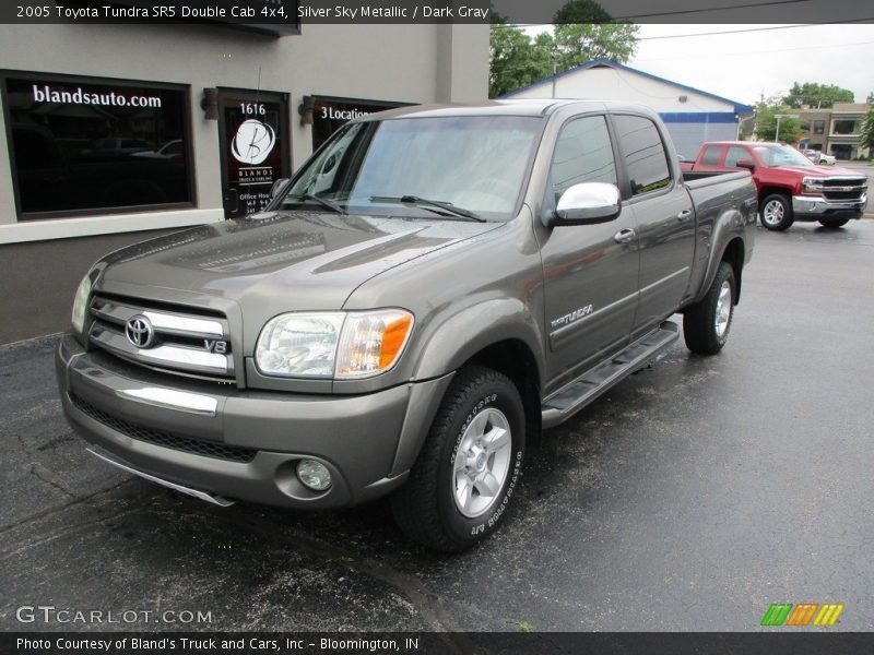Silver Sky Metallic / Dark Gray 2005 Toyota Tundra SR5 Double Cab 4x4