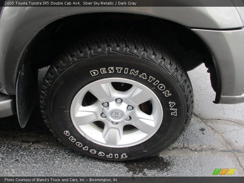 Silver Sky Metallic / Dark Gray 2005 Toyota Tundra SR5 Double Cab 4x4